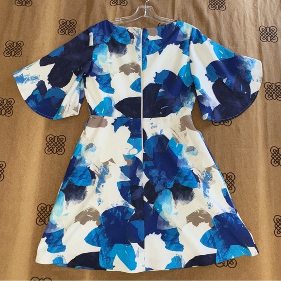 Belle Badgley Mischka Blue Abstract Print Bell Short Sleeve Knee Length Dress - Picture 10 of 16
